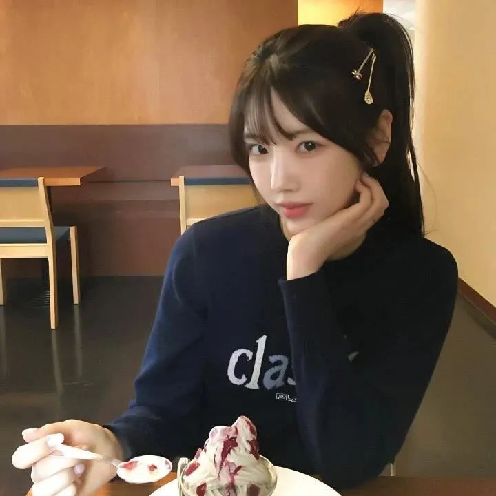 女子高中生